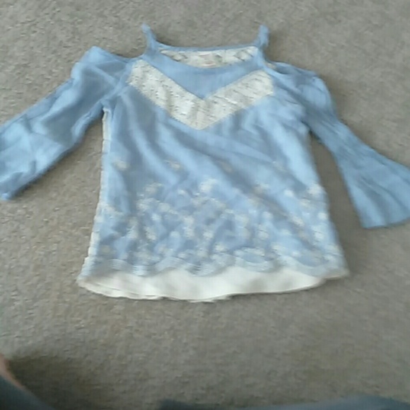 Shirt - Picture 3 of 3